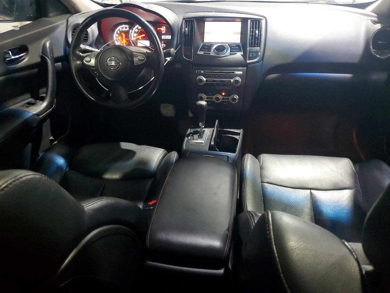 2014 NISSAN Maxima
