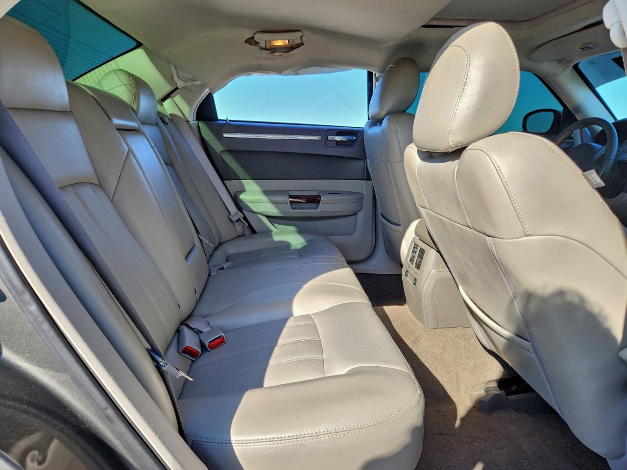2009 CHRYSLER 300