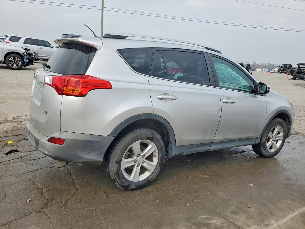 2014 TOYOTA RAV4