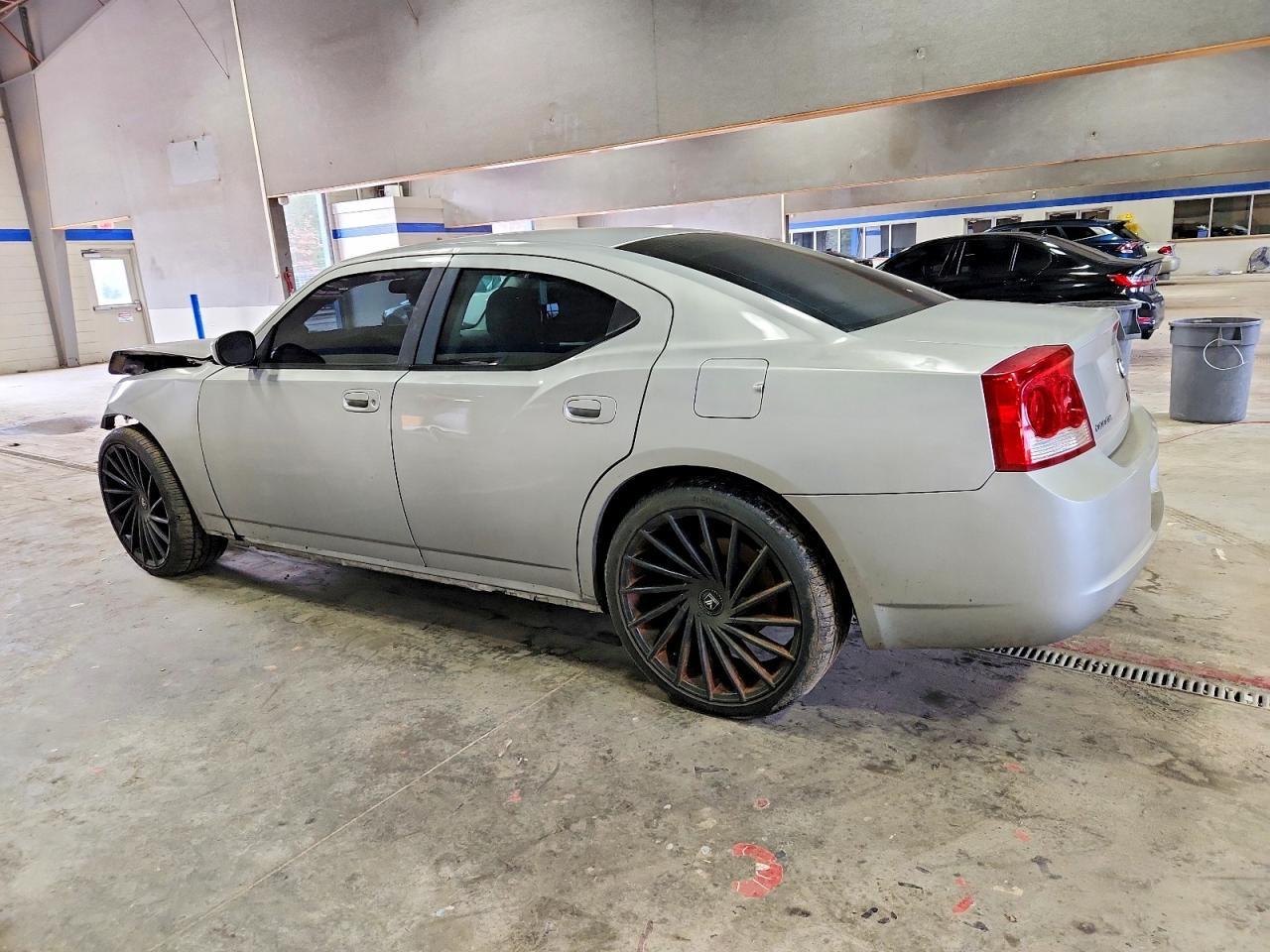 2010 DODGE CHARGER