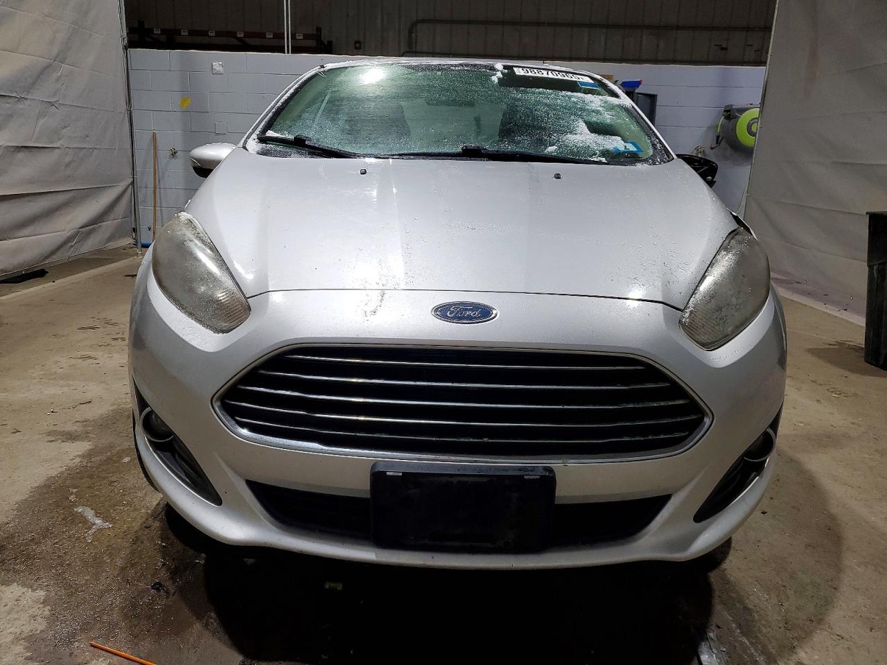 2016 FORD Fiesta