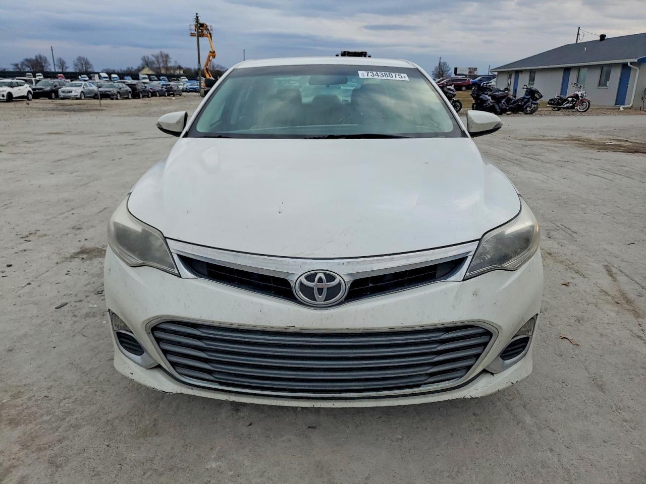 2015 TOYOTA Avalon