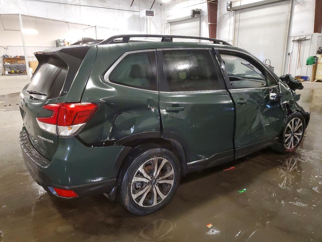 2024 SUBARU FORESTER