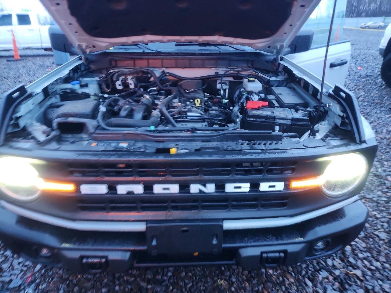 2023 FORD Bronco