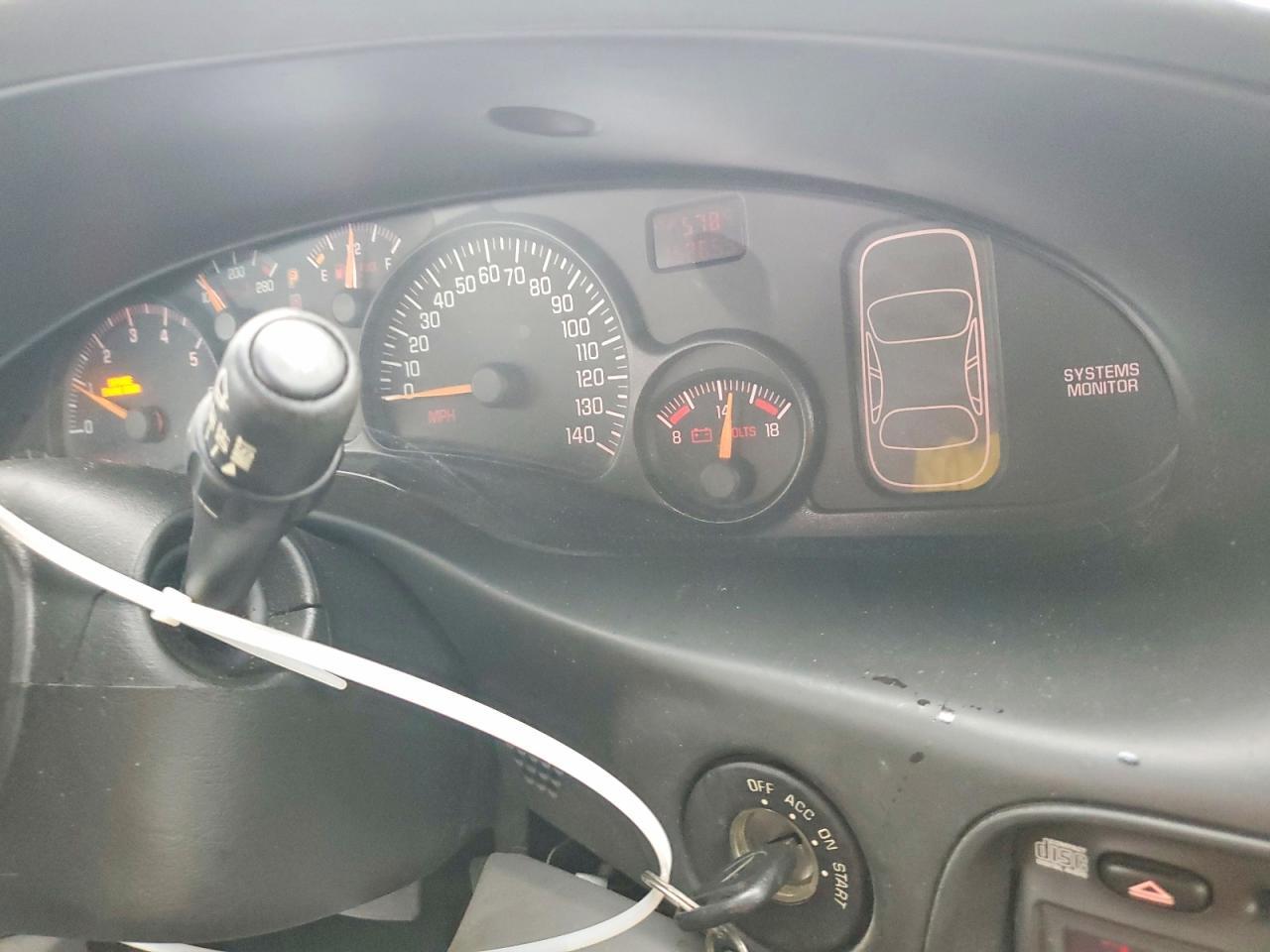 2004 PONTIAC Bonneville
