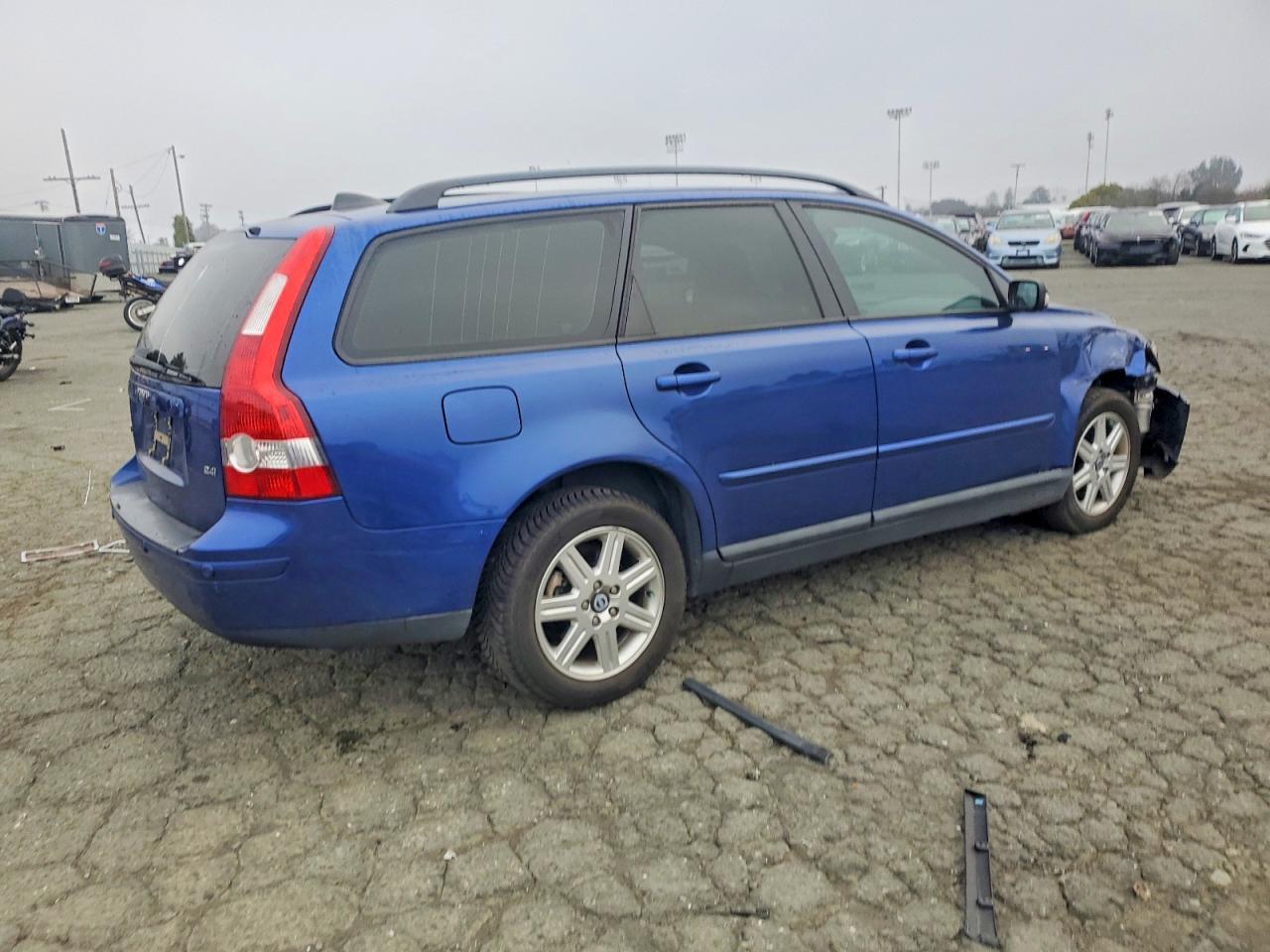 2006 VOLVO V50