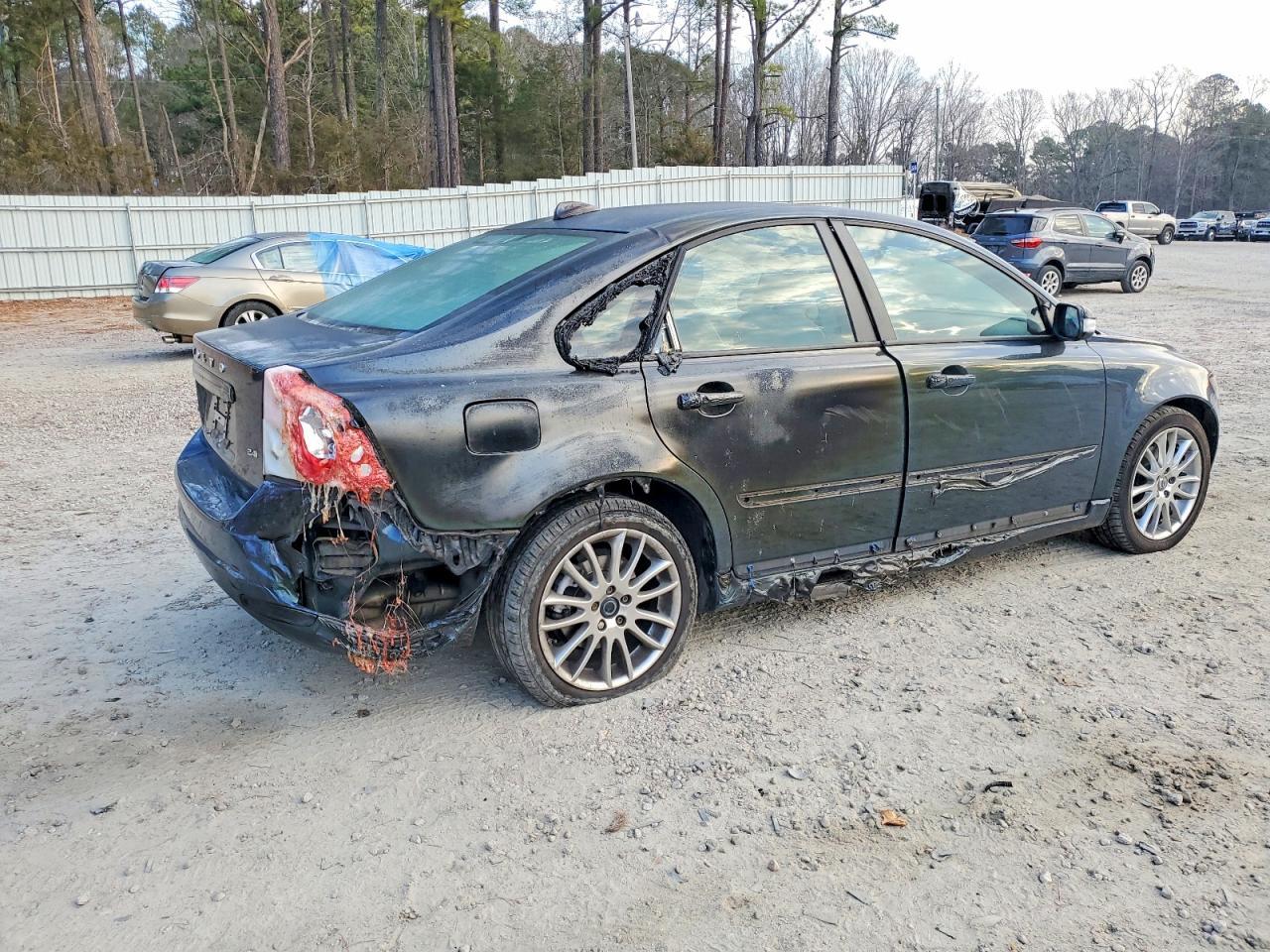 2010 VOLVO S40