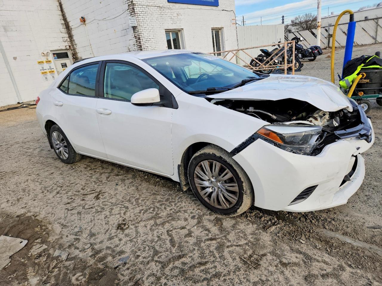 2016 TOYOTA COROLLA