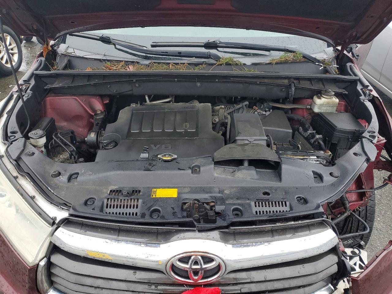 2014 TOYOTA HIGHLANDER