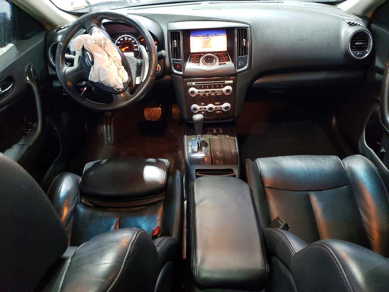 2014 NISSAN Maxima