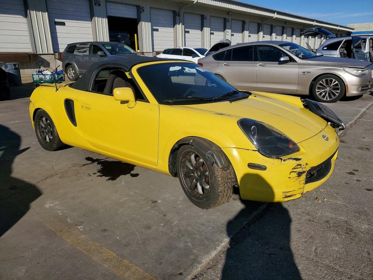 2000 TOYOTA Mr2
