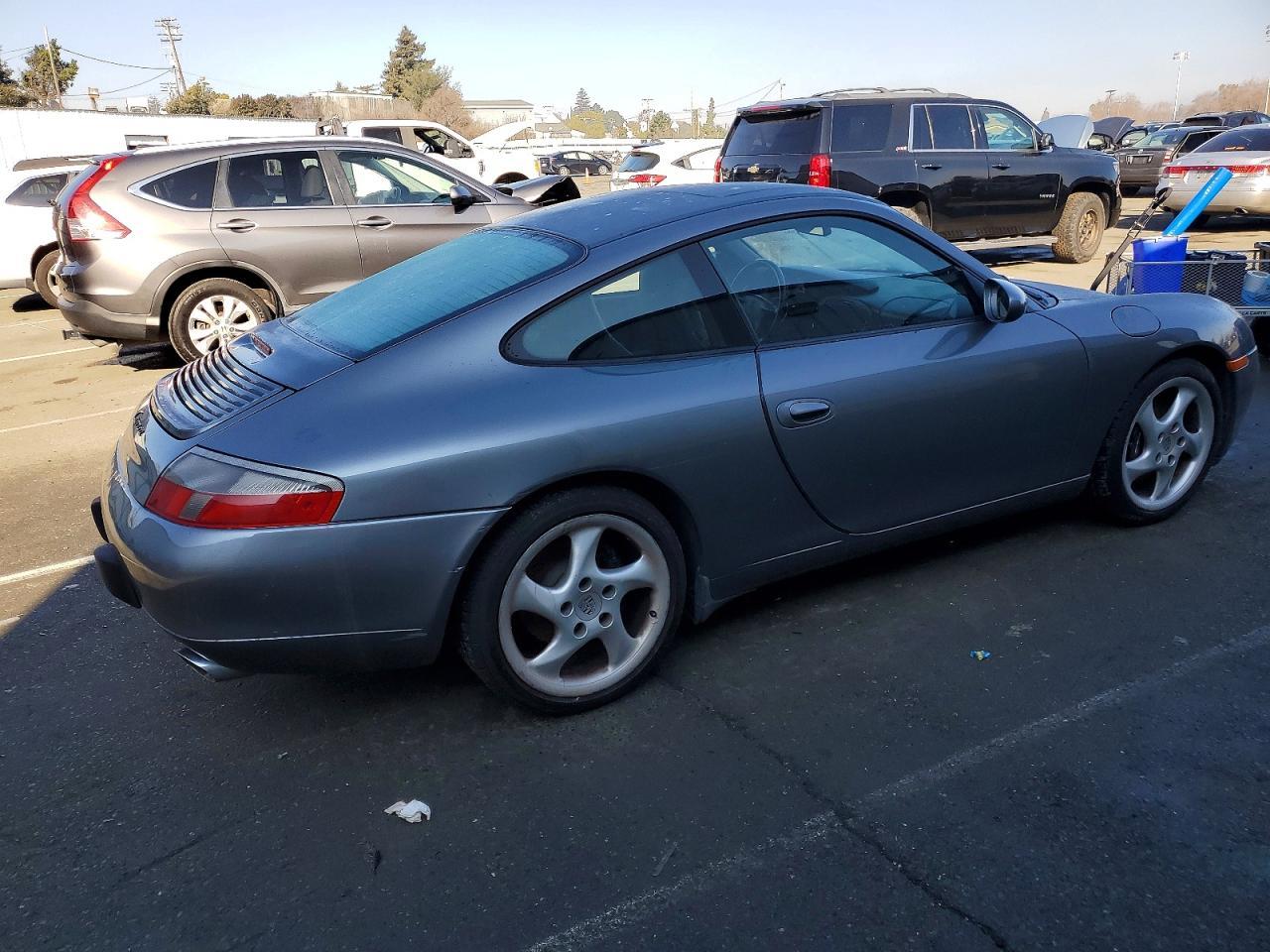 2001 PORSCHE 911