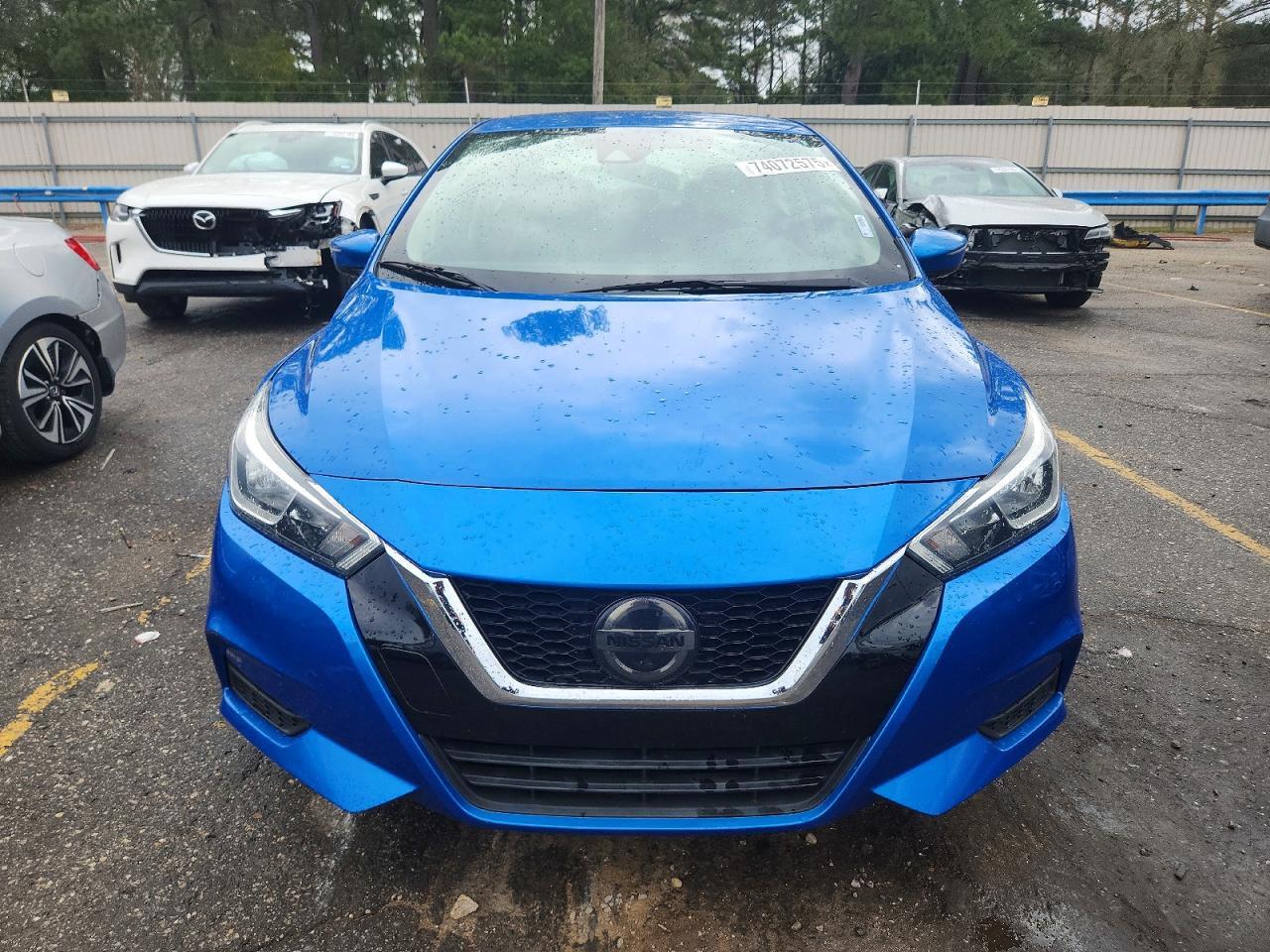 2020 NISSAN VERSA