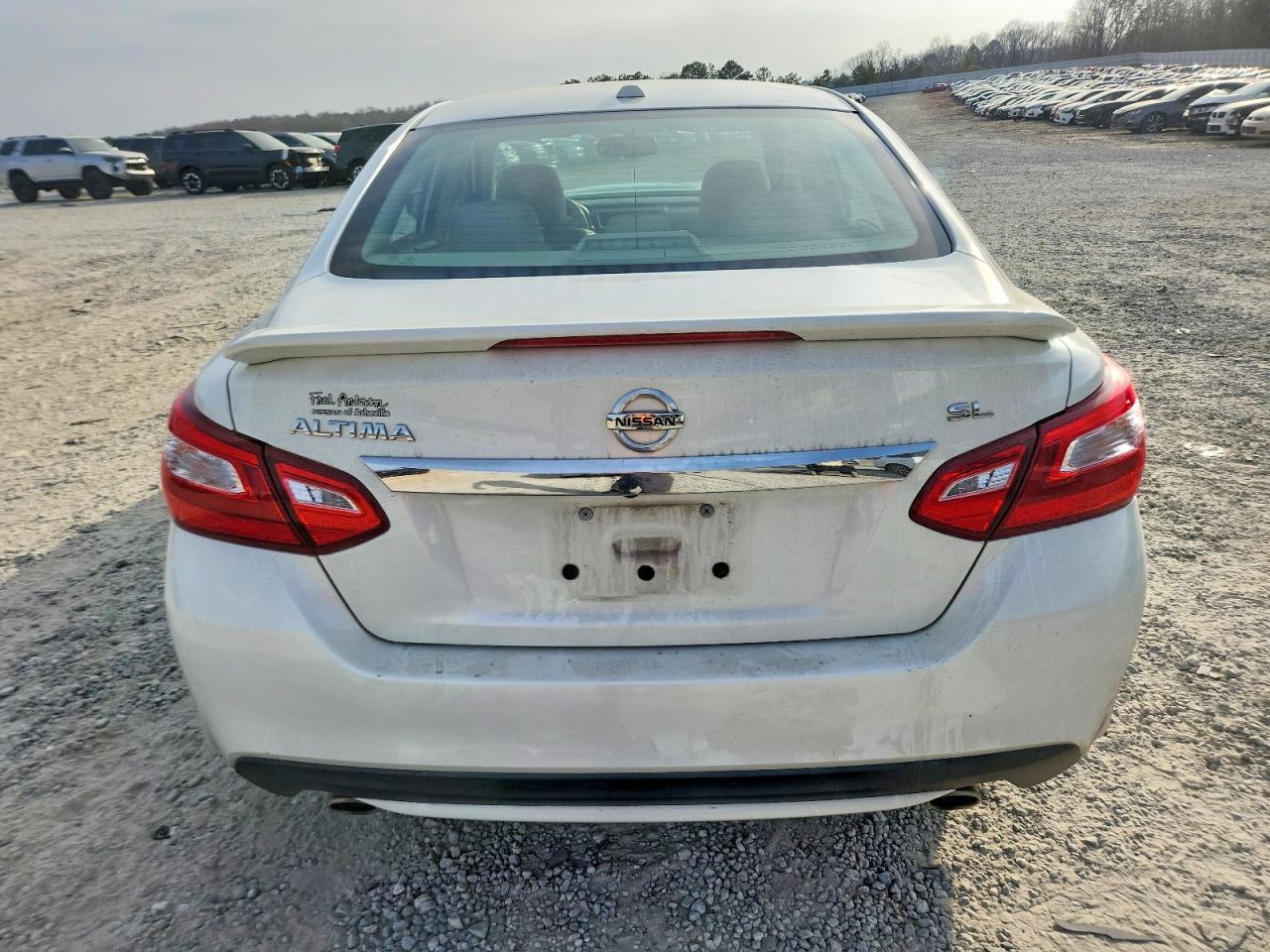 2017 NISSAN ALTIMA