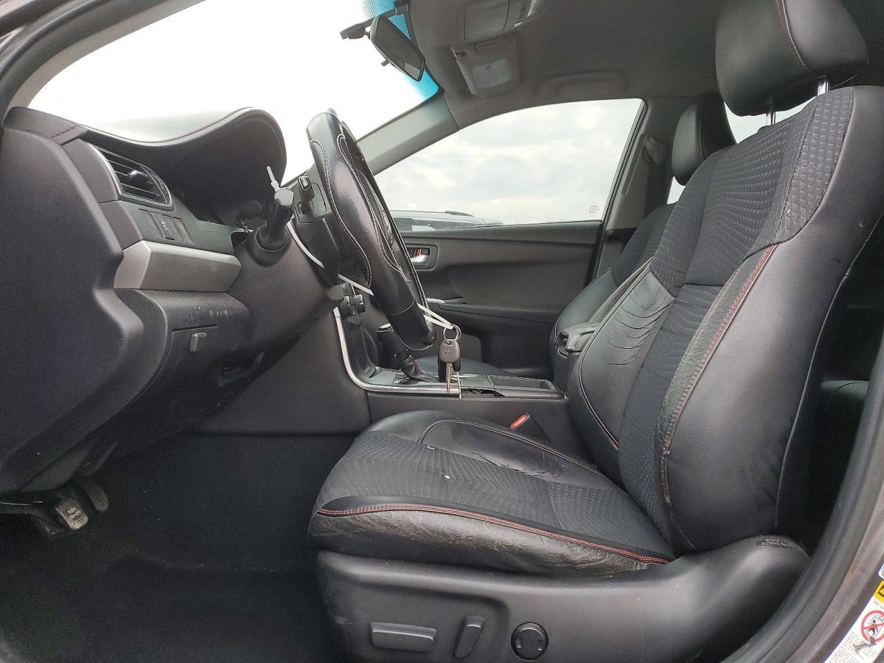 2015 TOYOTA CAMRY