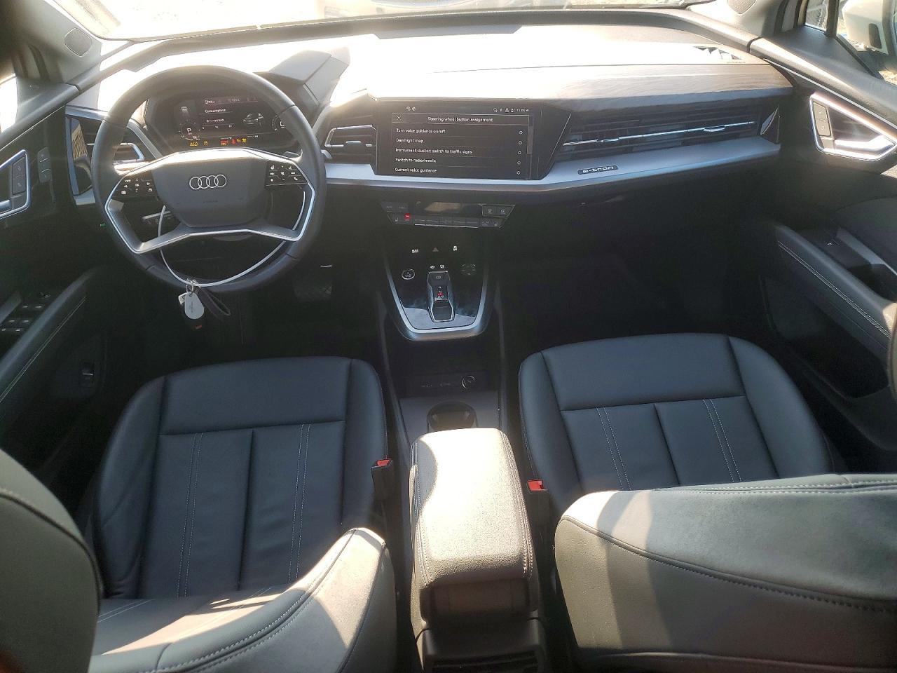 2024 AUDI Q4 e-tron