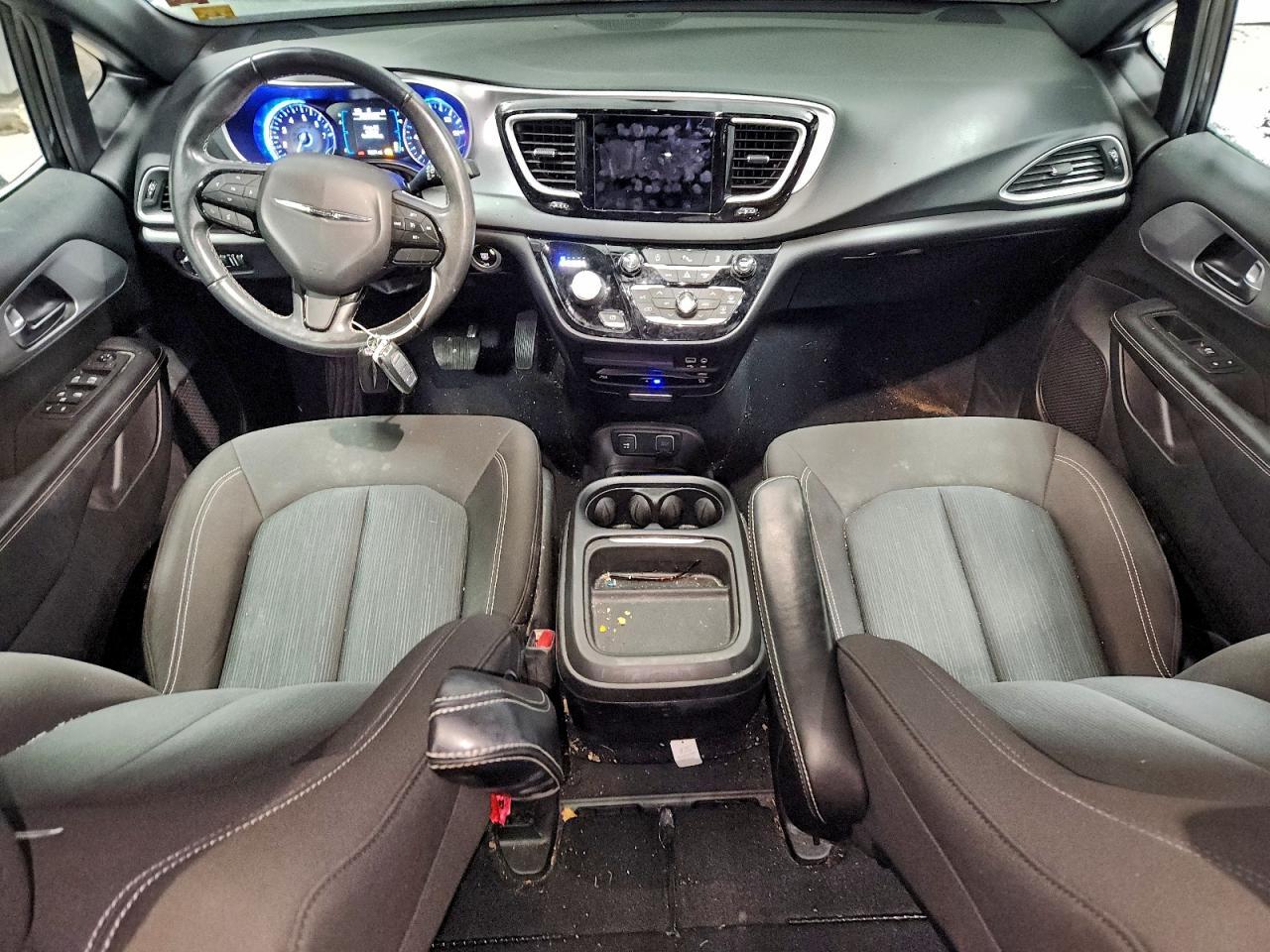 2020 CHRYSLER Pacifica