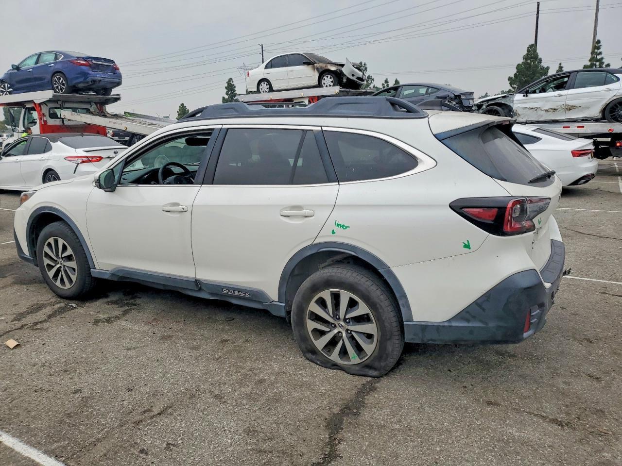 2021 SUBARU Outback