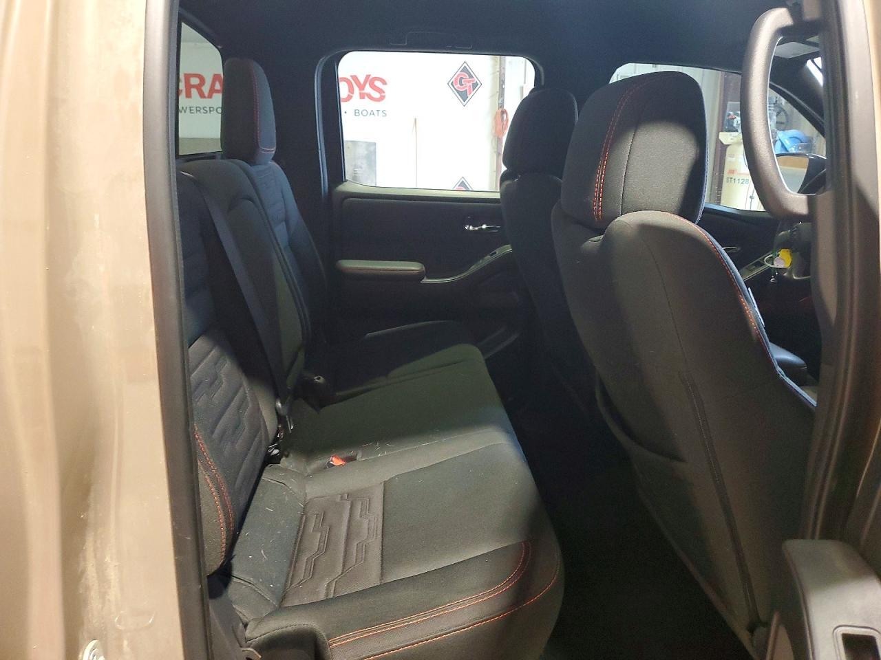 2023 NISSAN Frontier