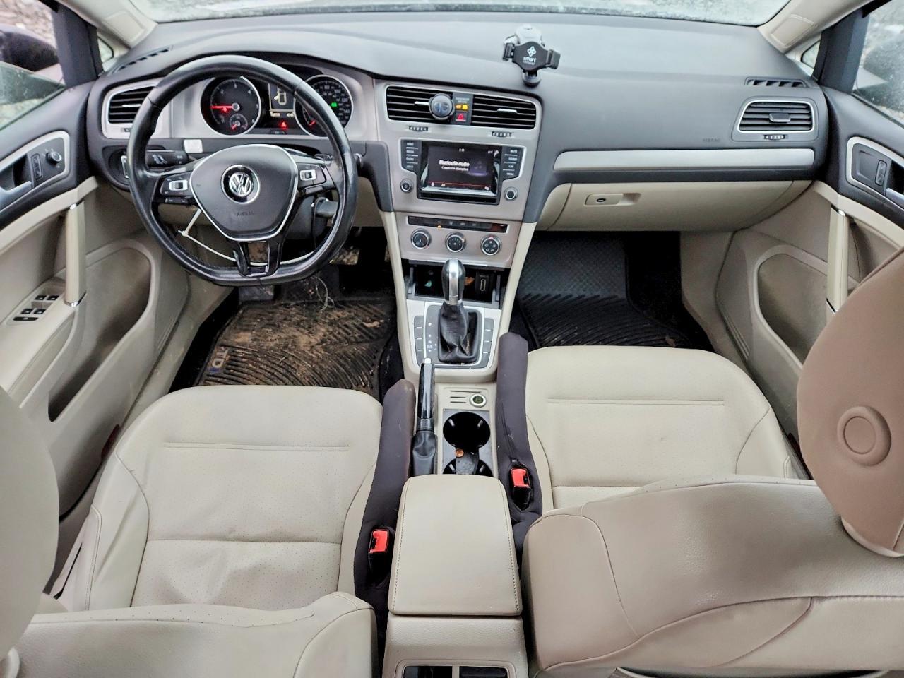 2015 VOLKSWAGEN GOLF