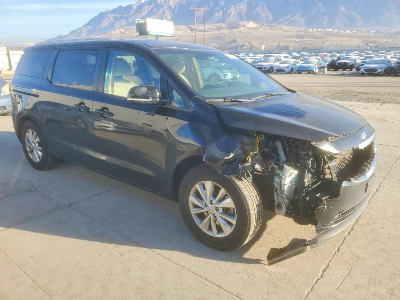 2015 KIA SEDONA
