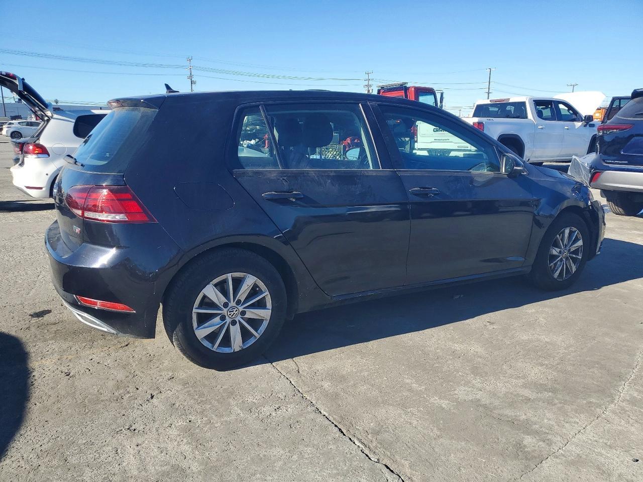 2018 VOLKSWAGEN GOLF