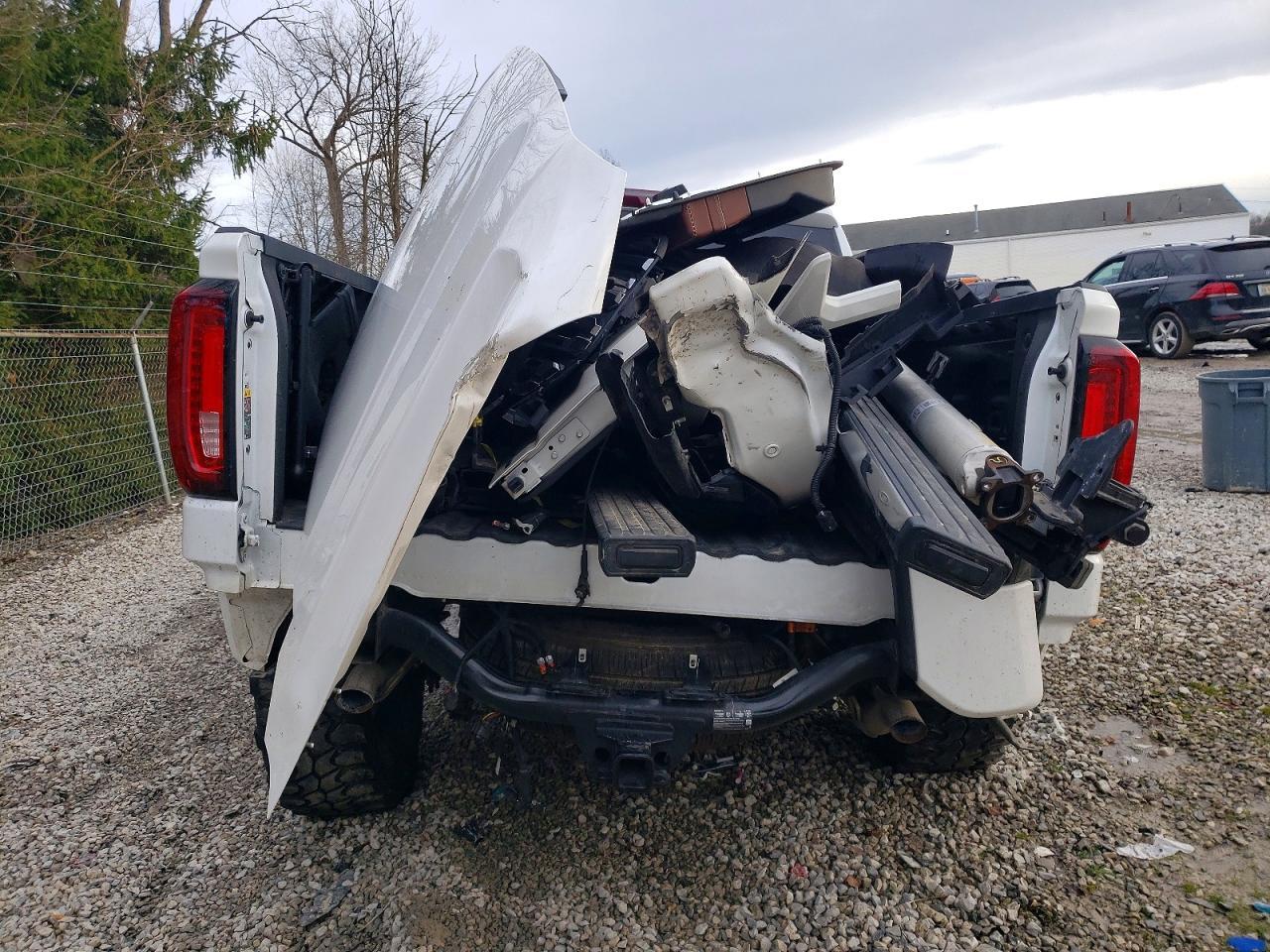 2024 GMC Sierra