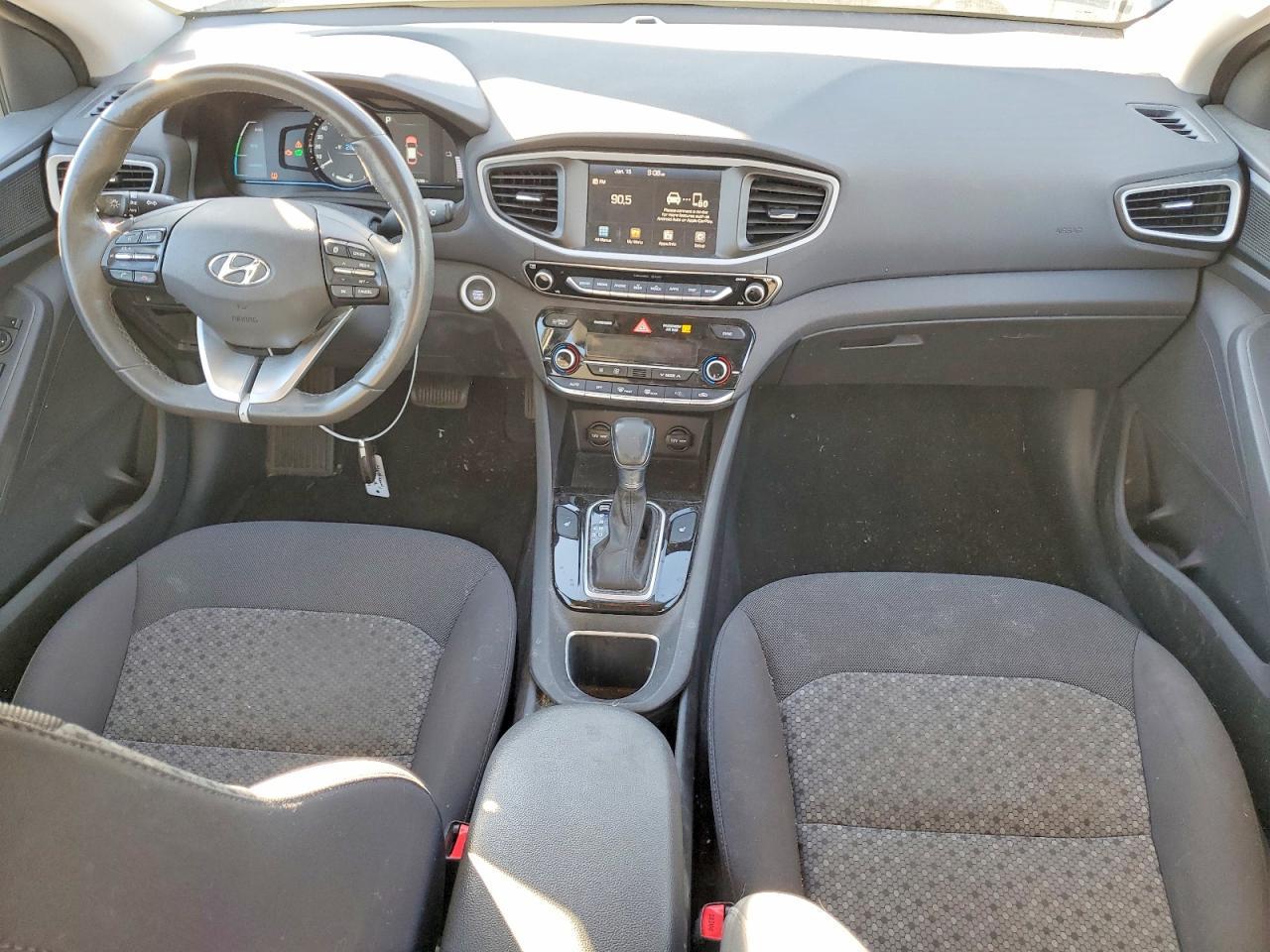 2017 HYUNDAI Ioniq