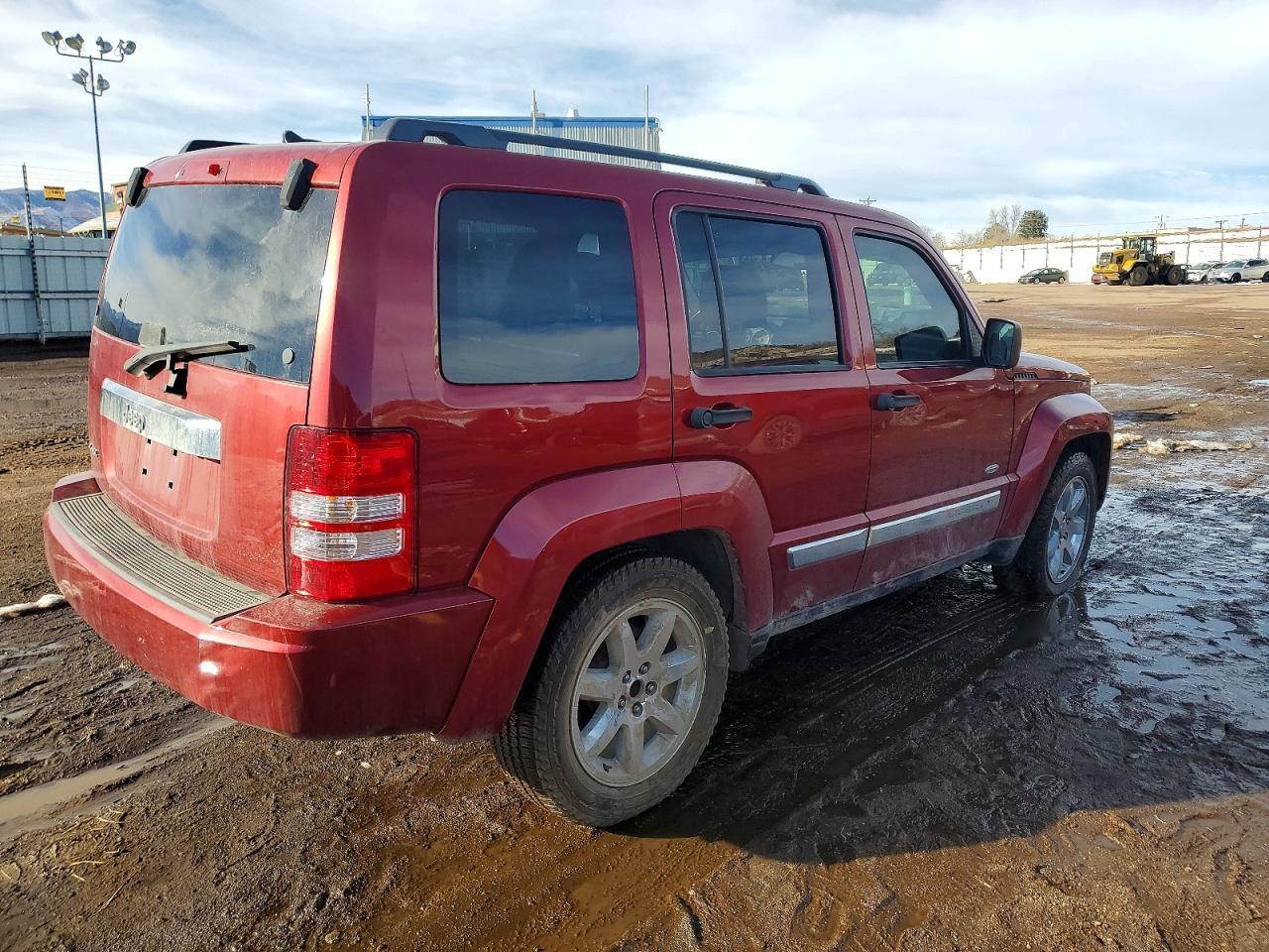 2012 JEEP Liberty