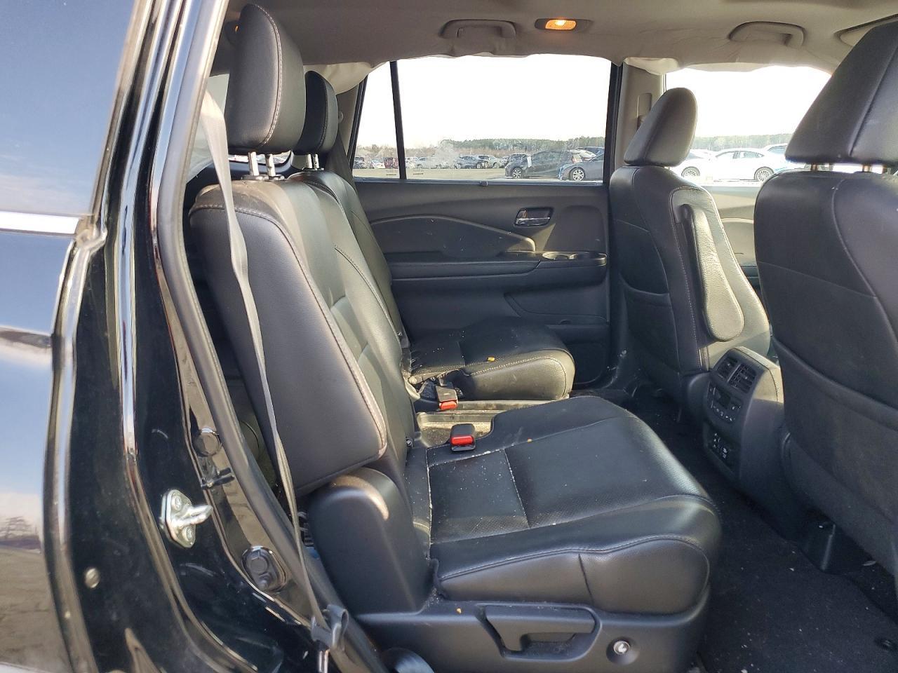 2017 HONDA PILOT