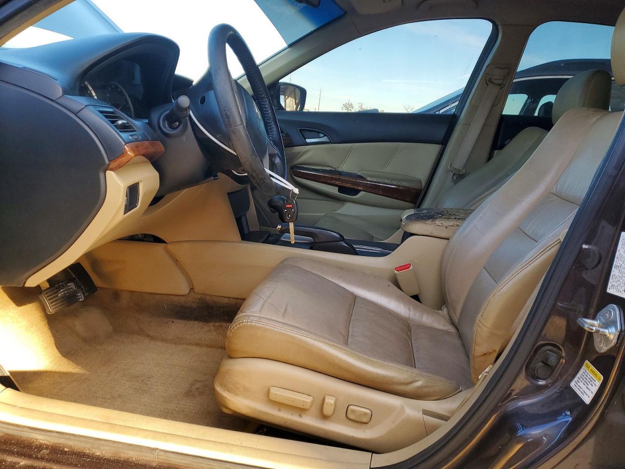 2011 HONDA ACCORD