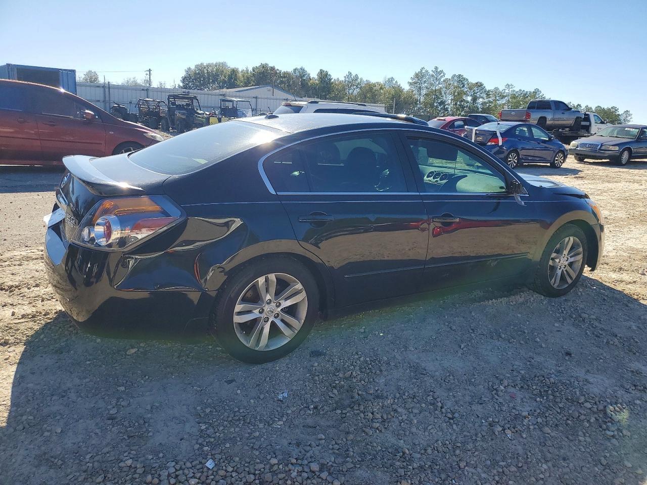 2011 NISSAN ALTIMA