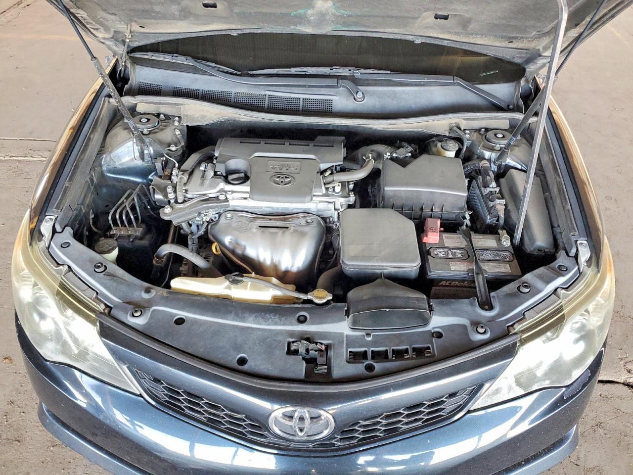 2014 TOYOTA CAMRY