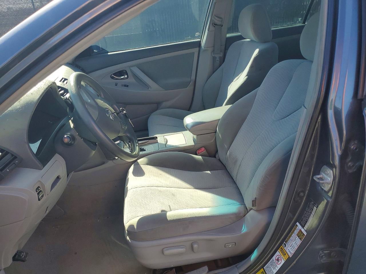 2010 TOYOTA CAMRY