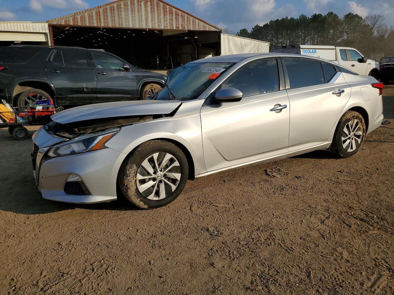 2019 NISSAN ALTIMA