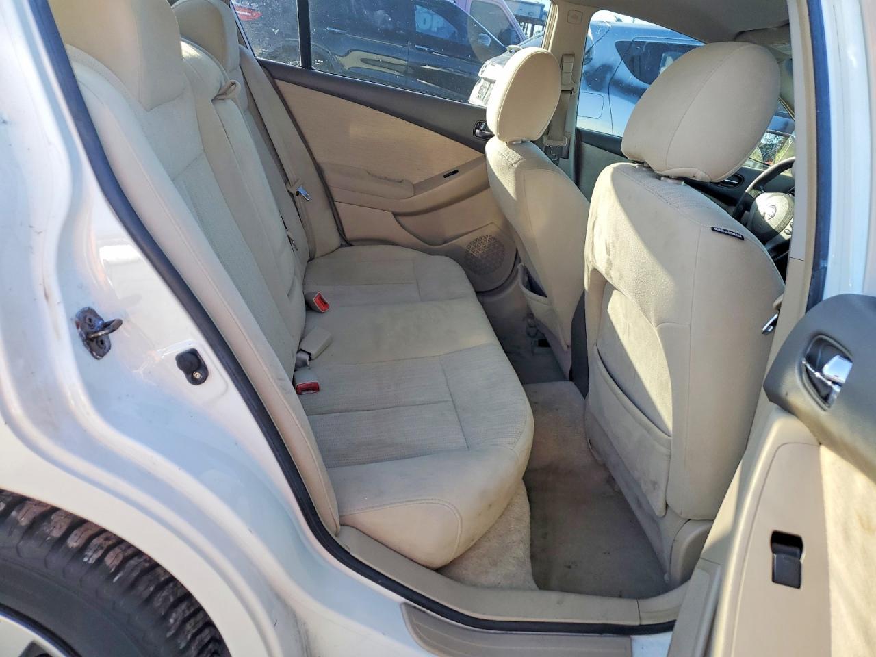 2010 NISSAN ALTIMA