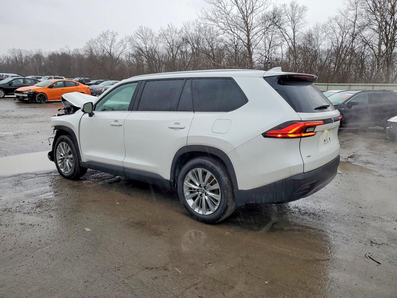 2024 TOYOTA HIGHLANDER