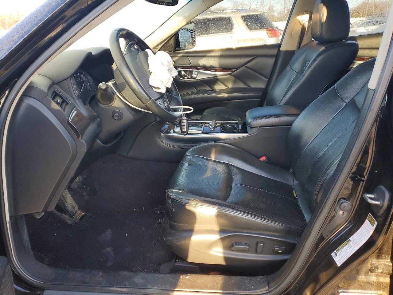 2014 INFINITI Q70