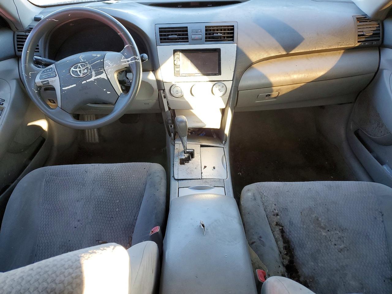 2011 TOYOTA CAMRY