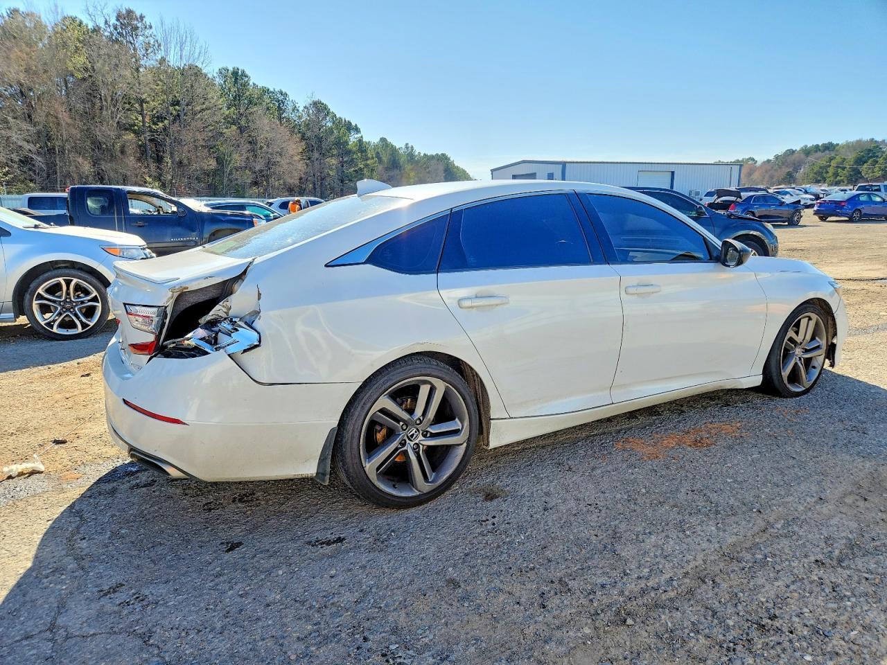 2018 HONDA ACCORD