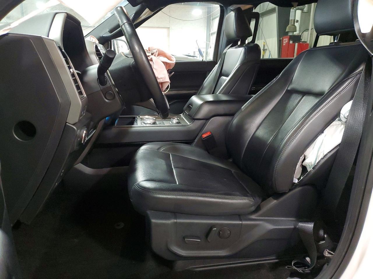 2021 FORD Expedition