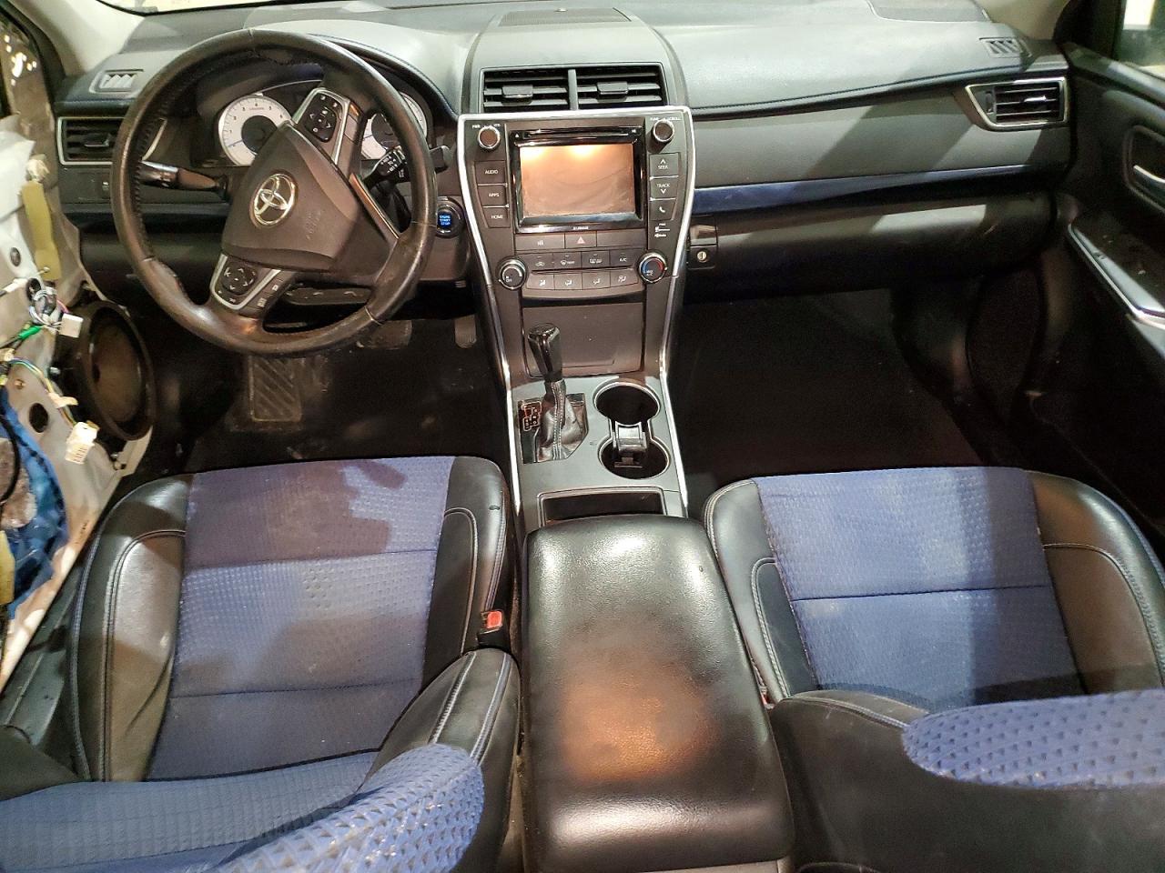 2016 TOYOTA CAMRY
