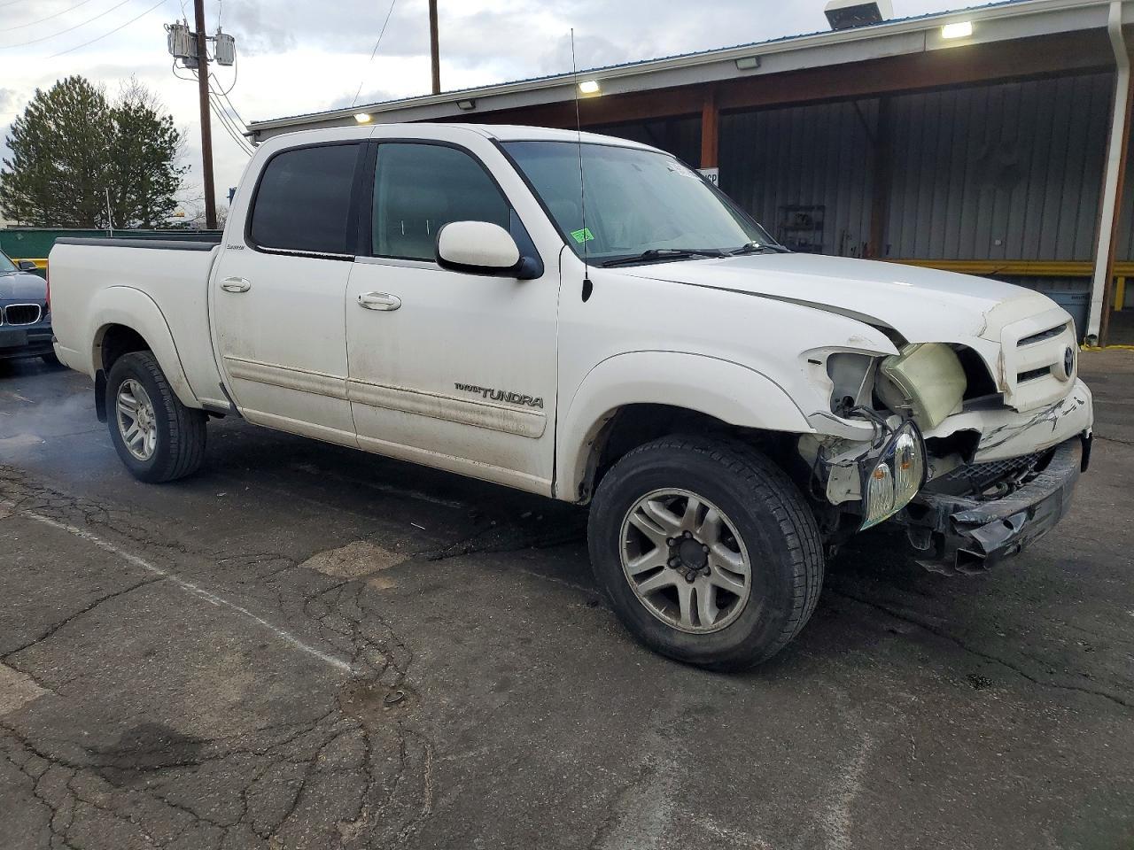2004 TOYOTA TUNDRA