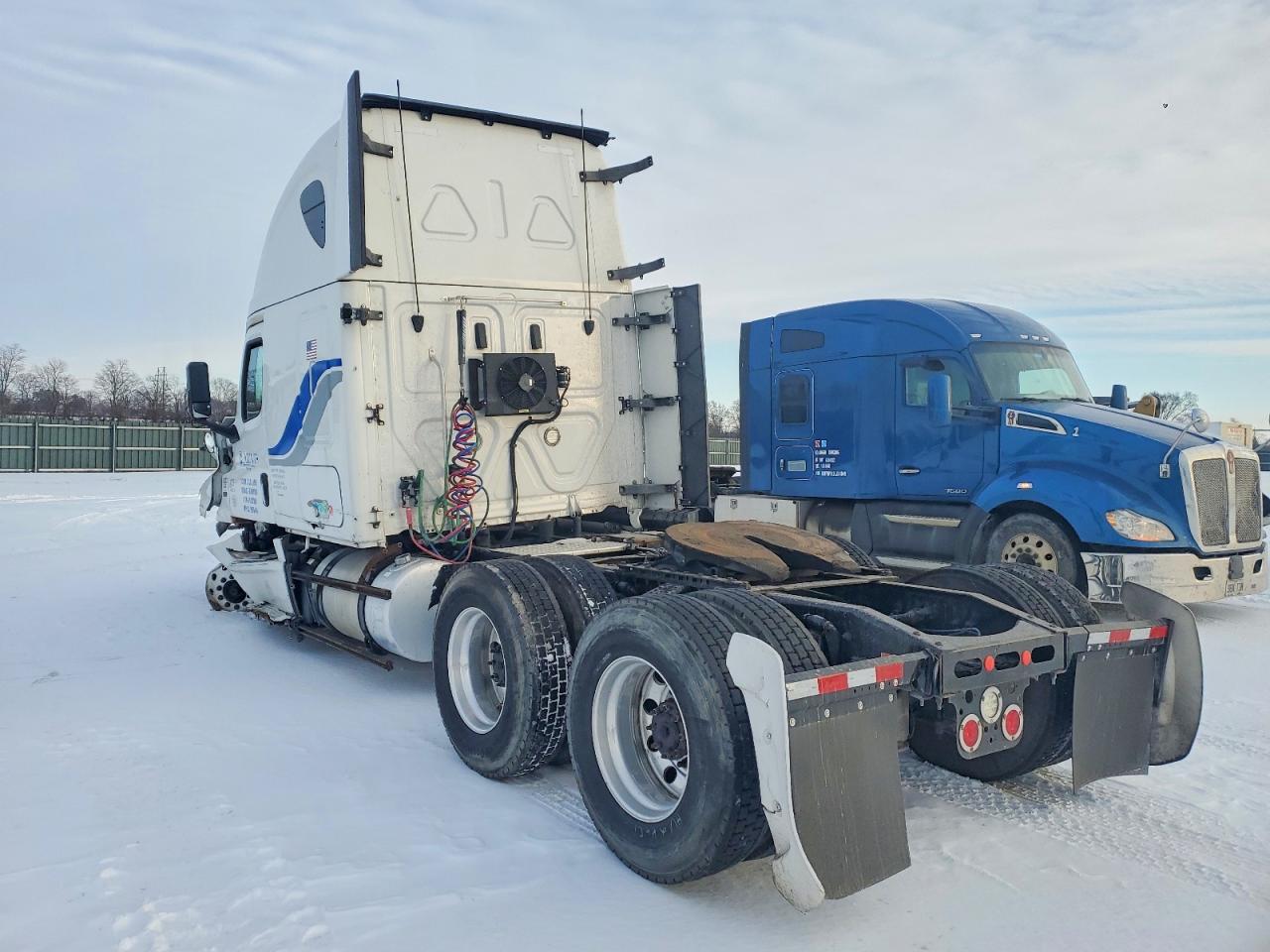 2019 FREIGHTLINER CASCADIA
