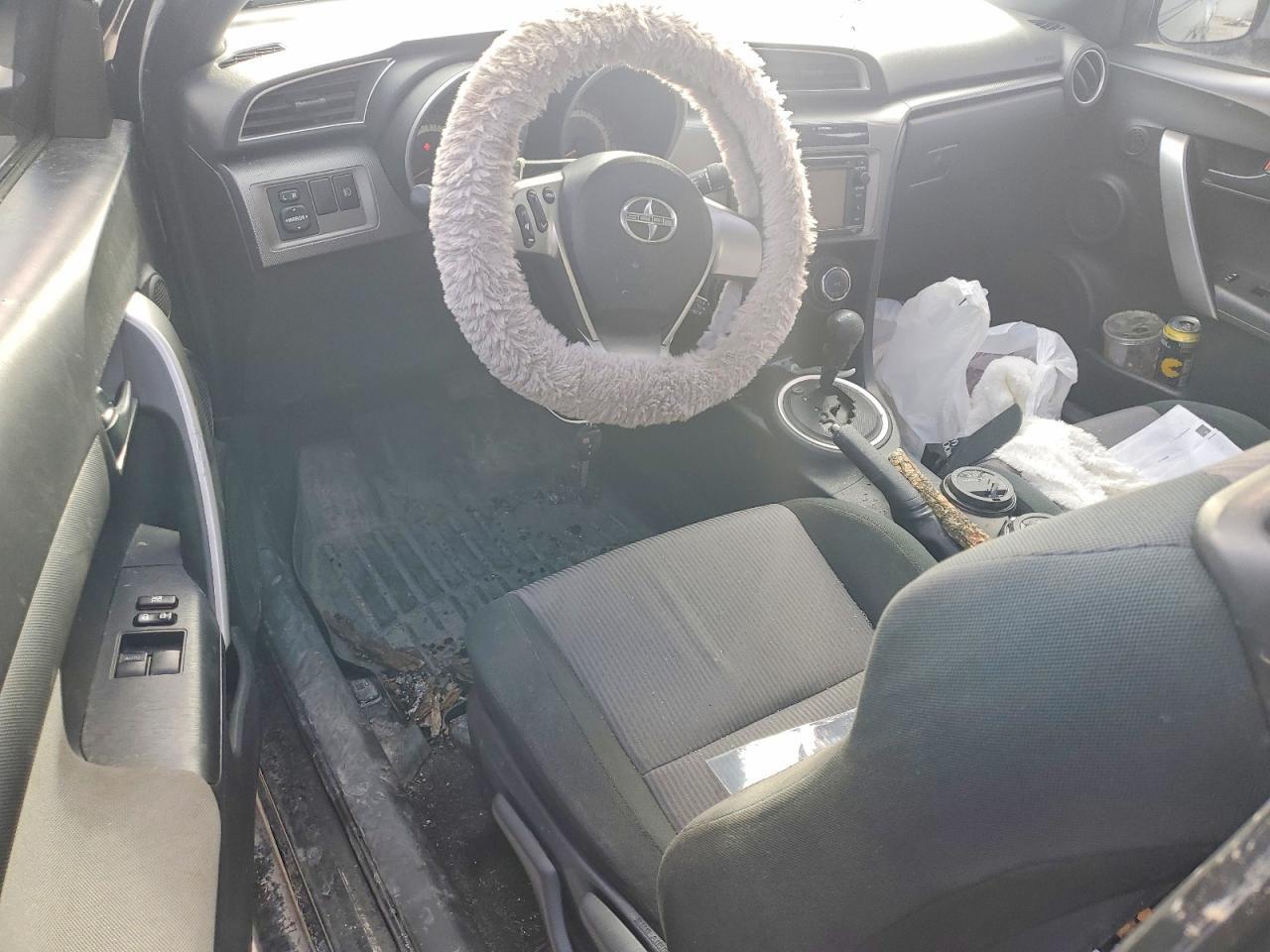 2015 TOYOTA SCION