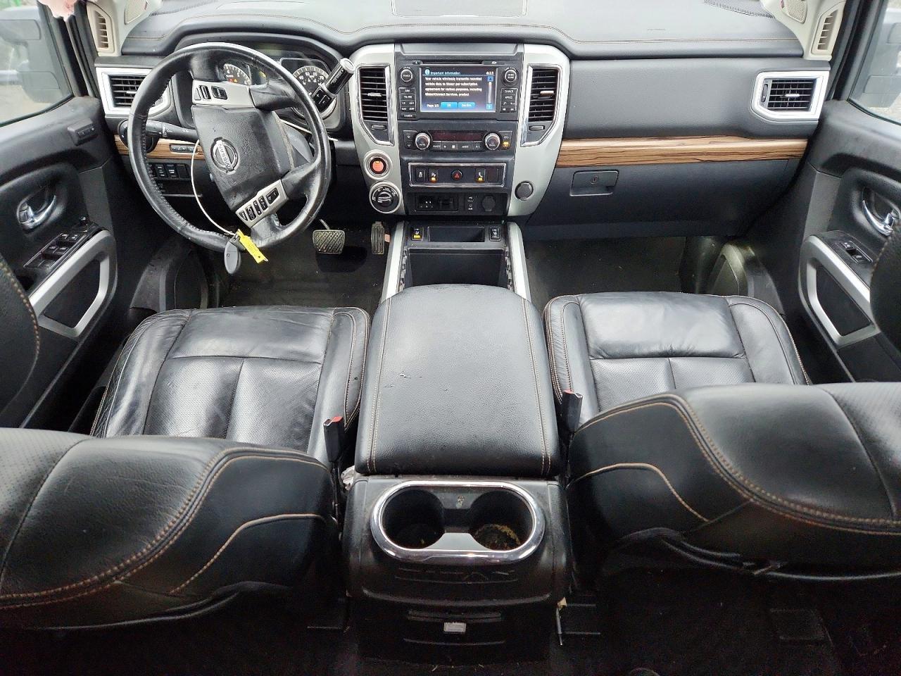 2016 NISSAN Titan