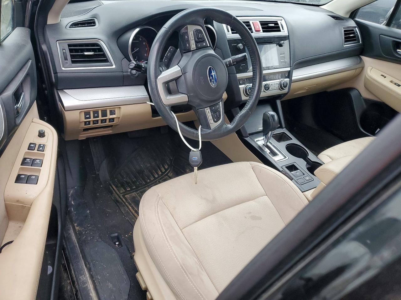 2017 SUBARU Legacy