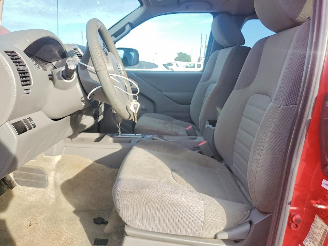 2017 NISSAN Frontier