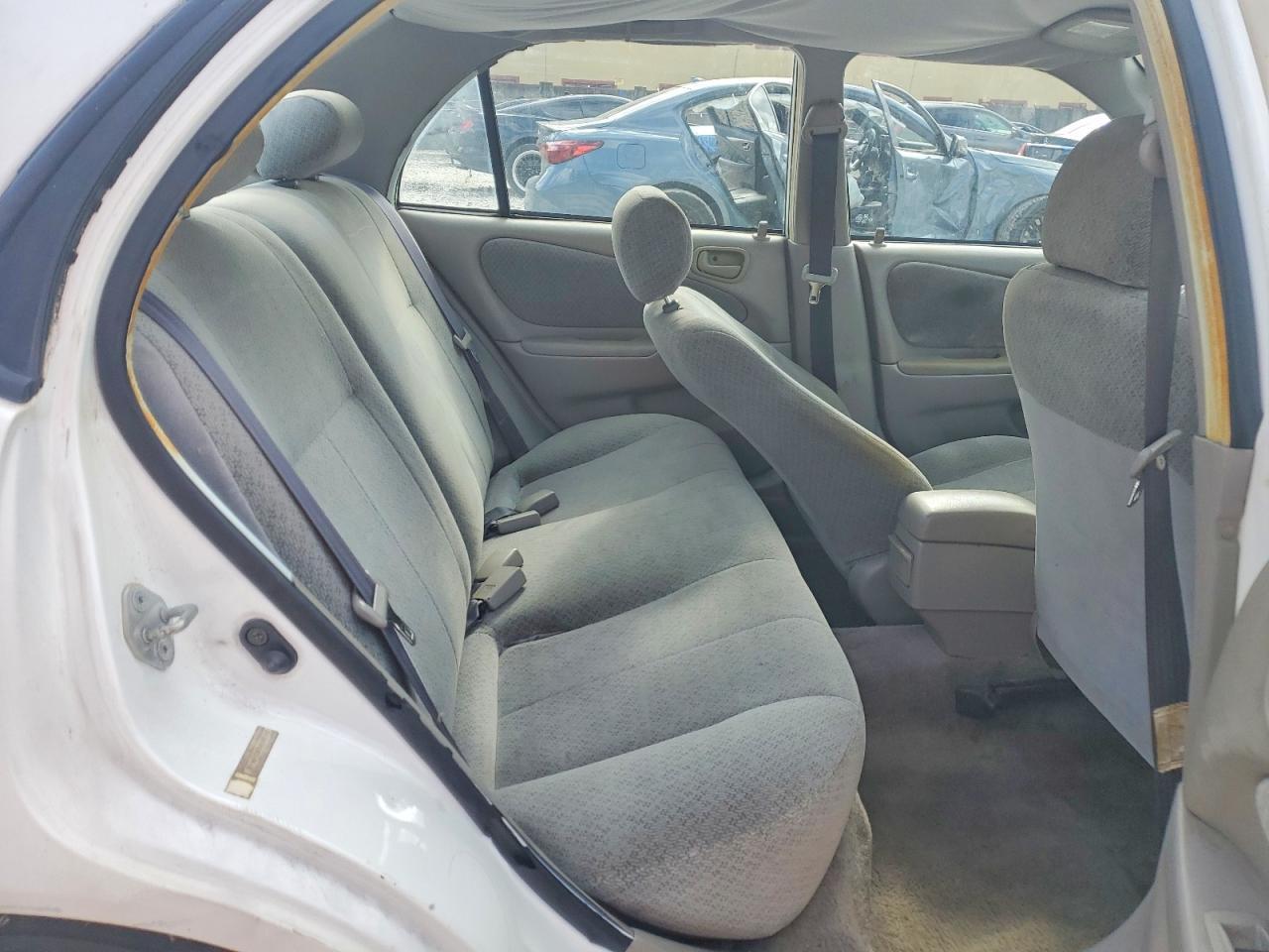 2000 TOYOTA COROLLA