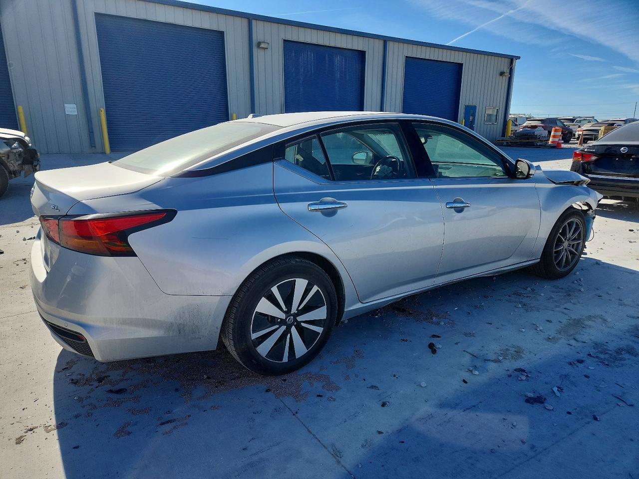2019 NISSAN ALTIMA